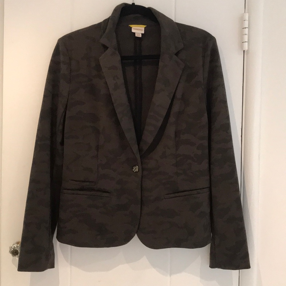 Knit camp print blazer